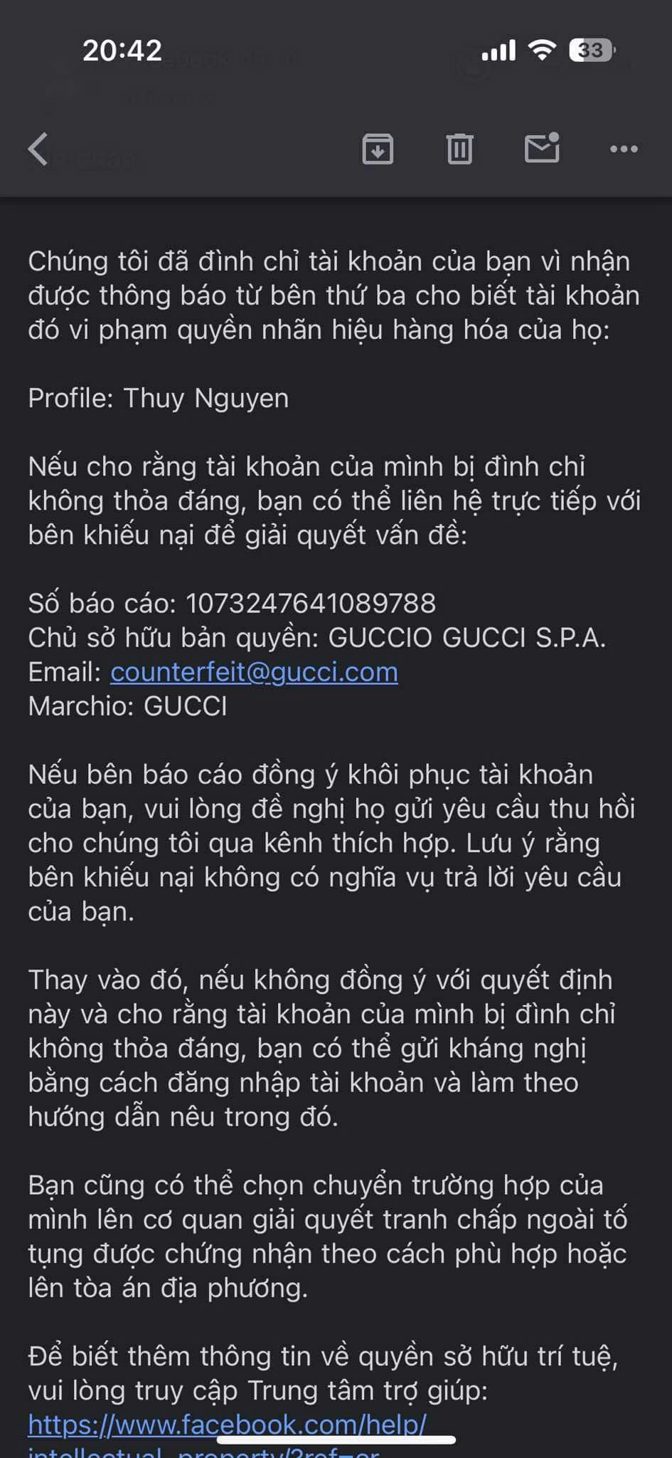 Fanpage Facebook bị vô hiệu hóa do vi phạm bản quyền thương hiệu.